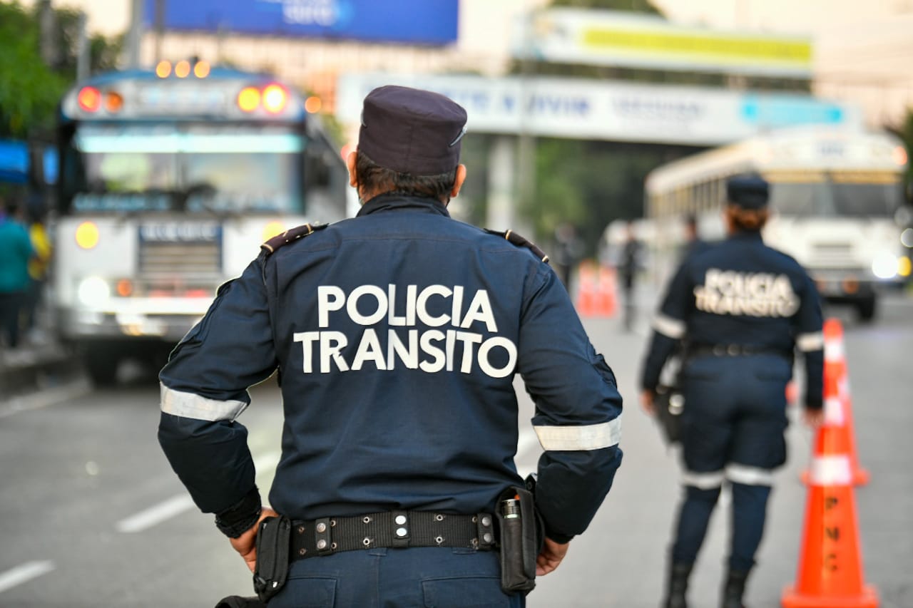 Se reducen fallecidos y lesionados por accidentes de tránsito en festividades de Navidad y Fin de Año 2021 se-reducen-fallecidos-y-lesionados-por-accidentes-de-transito-en-festividades-de-navidad-y-fin-de-ano-2021